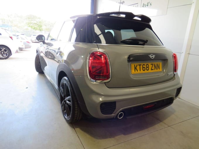 2018 Mini Hatch