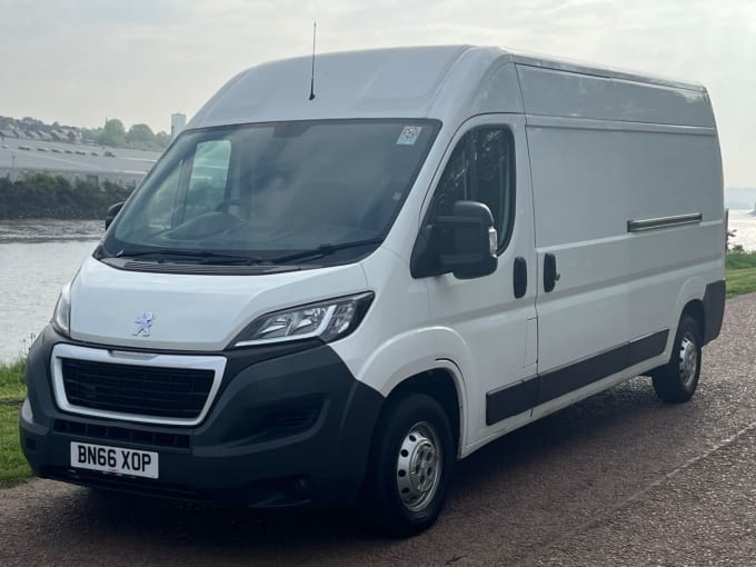 2025 Peugeot Boxer