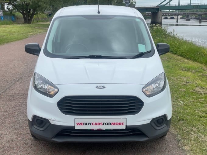 2024 Ford Transit Courier