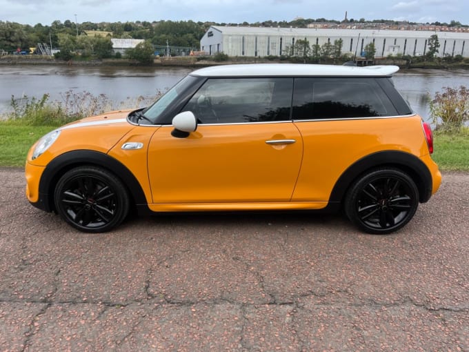 2024 Mini Hatch Cooper