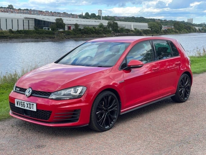 2024 Volkswagen Golf