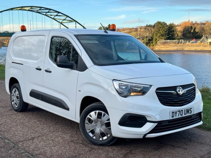 2025 Vauxhall Combo