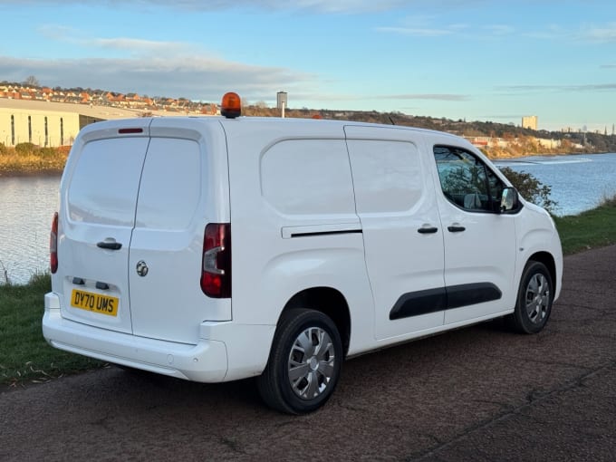 2025 Vauxhall Combo