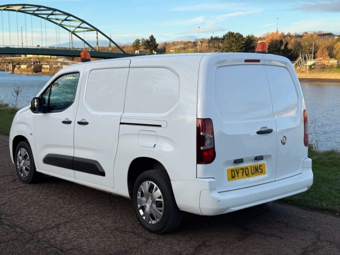 2025 Vauxhall Combo