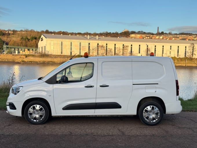 2025 Vauxhall Combo