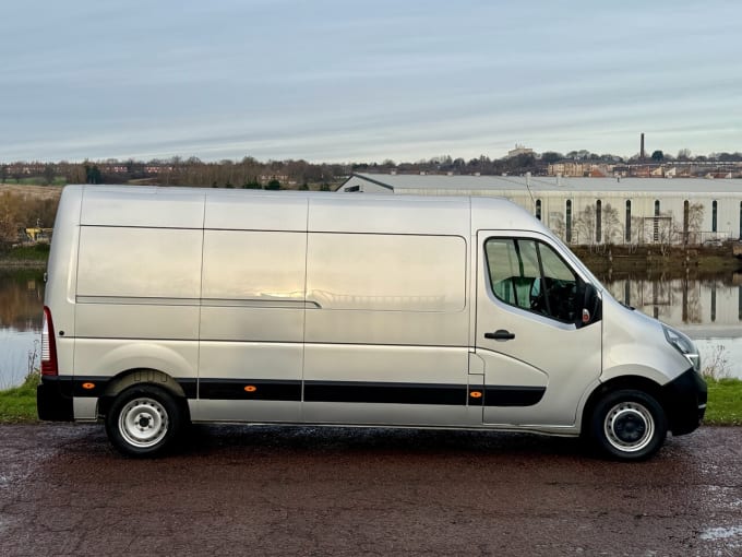 2025 Vauxhall Movano