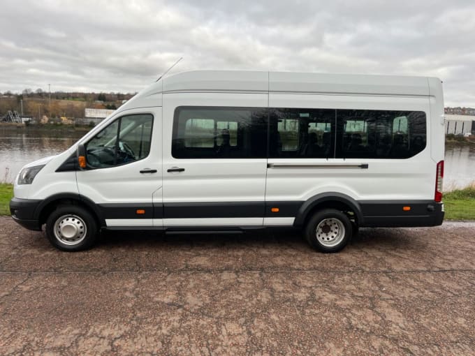 2025 Ford Transit Minibus