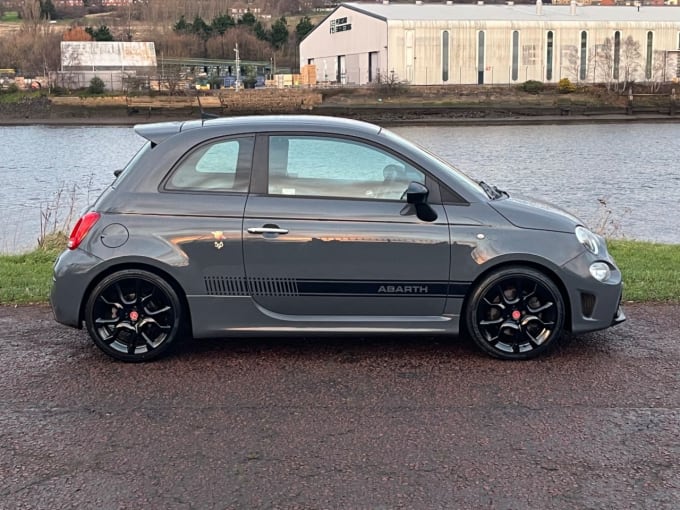 2025 Abarth 595