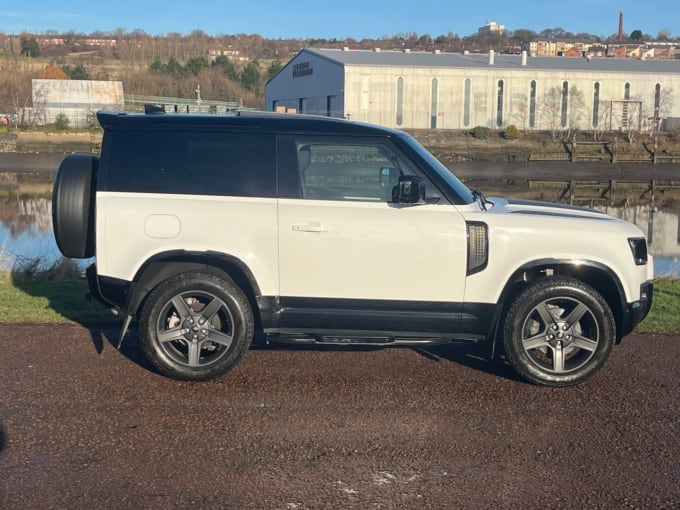 2025 Land Rover Defender