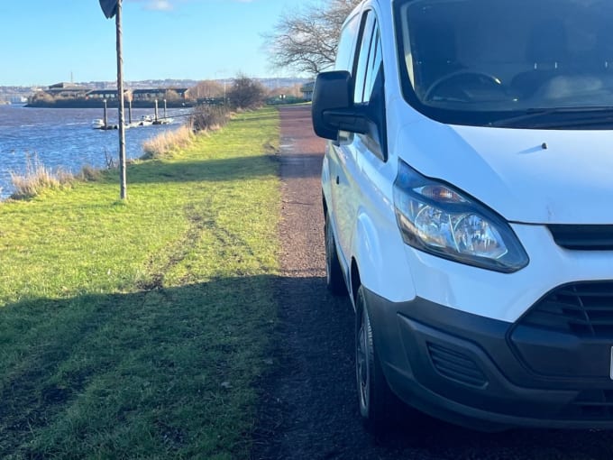 2025 Ford Transit Custom