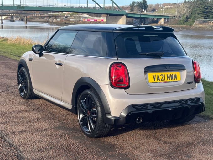 2025 Mini Hatch