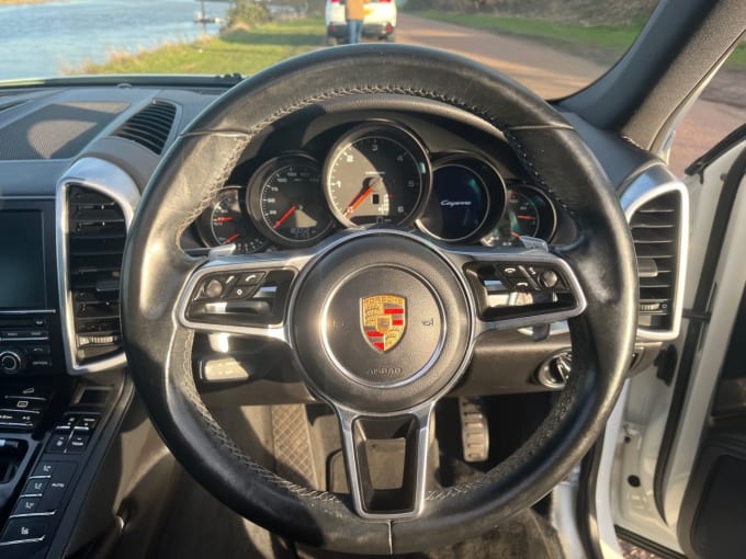 2025 Porsche Cayenne