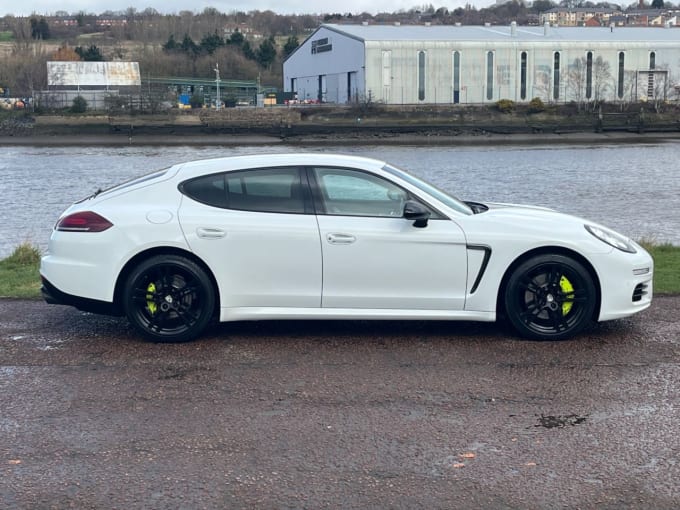 2025 Porsche Panamera