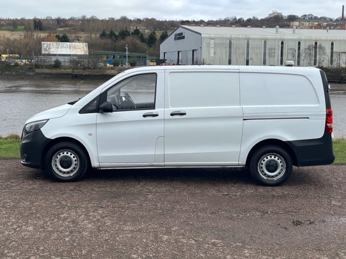 2025 Mercedes-benz Vito