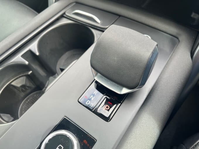 2025 Land Rover Discovery