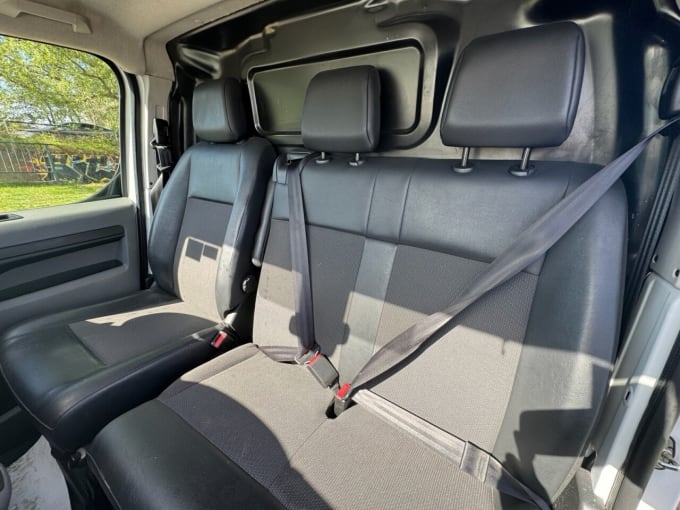 2025 Vauxhall Vivaro