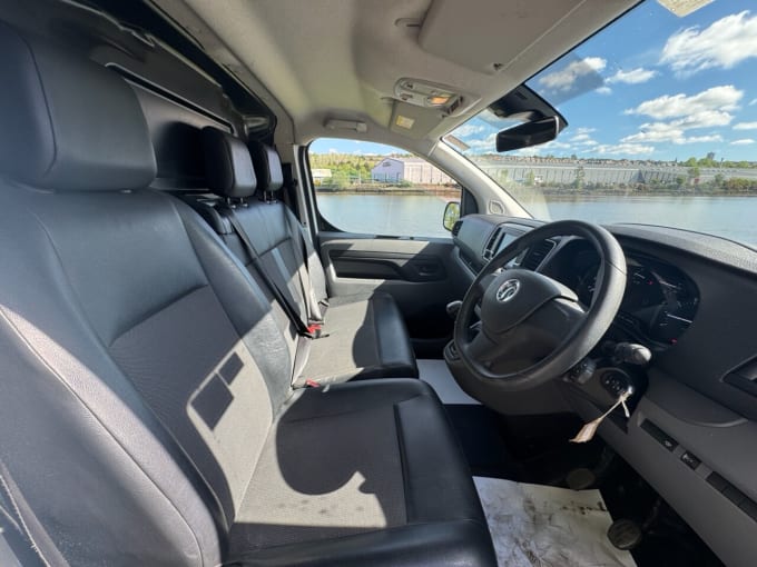 2025 Vauxhall Vivaro
