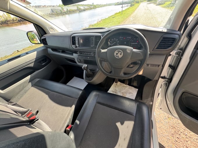 2025 Vauxhall Vivaro