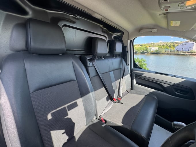 2025 Vauxhall Vivaro