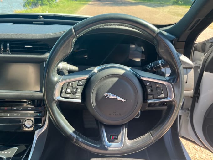 2025 Jaguar Xf