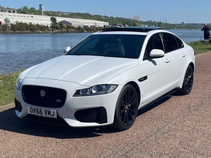 2025 Jaguar Xf