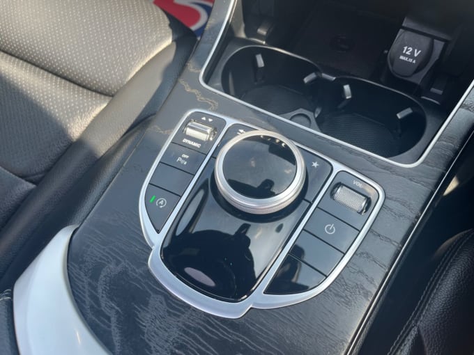 2025 Mercedes-benz C-class