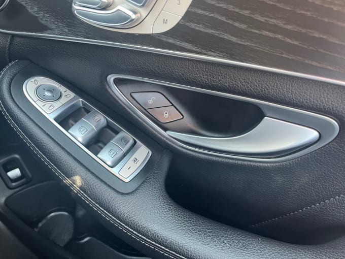 2025 Mercedes-benz C-class