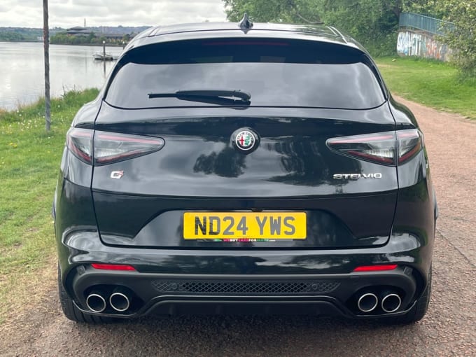 2025 Alfa Romeo Stelvio