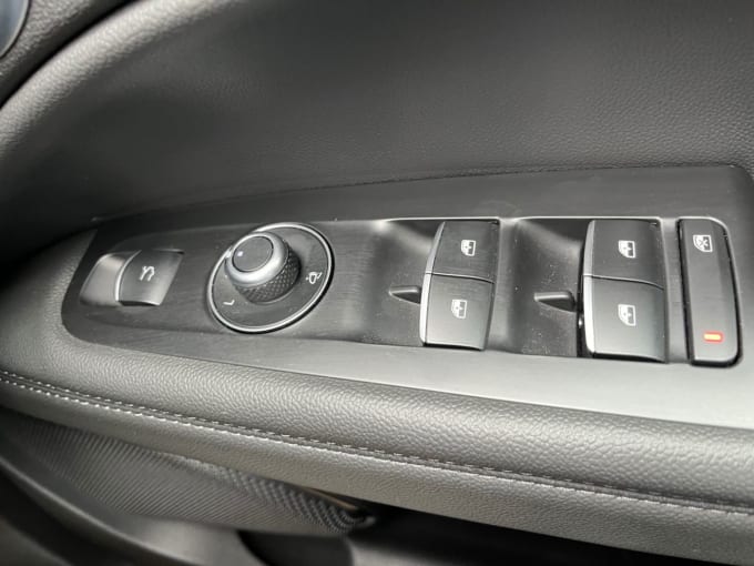 2025 Alfa Romeo Stelvio