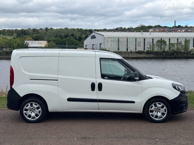 2025 Fiat Doblo