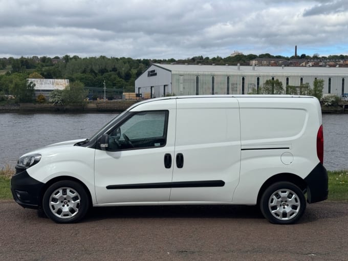 2025 Fiat Doblo