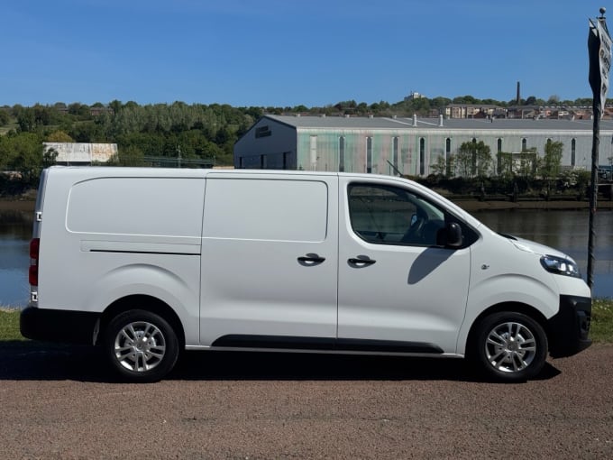 2025 Vauxhall Vivaro