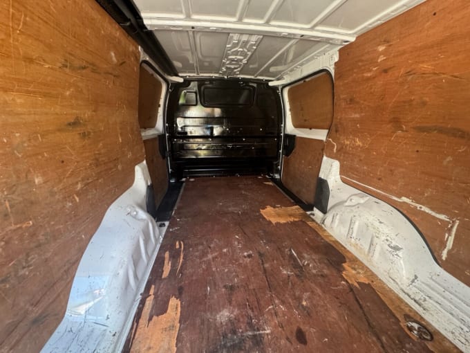 2025 Vauxhall Vivaro