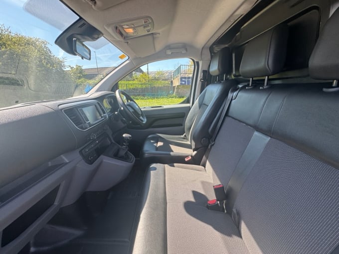 2025 Vauxhall Vivaro