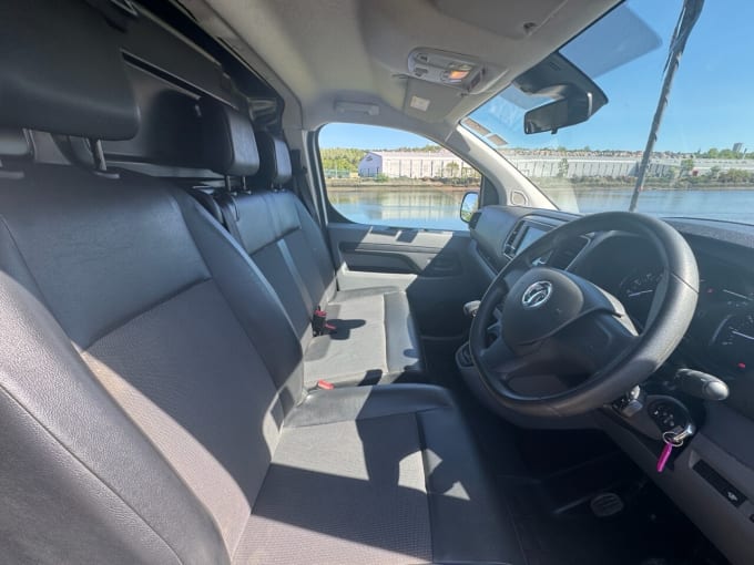 2025 Vauxhall Vivaro