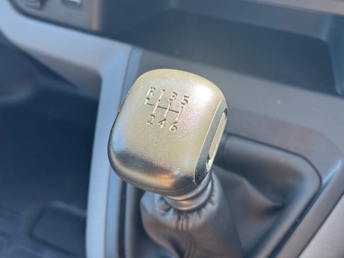 2025 Vauxhall Vivaro