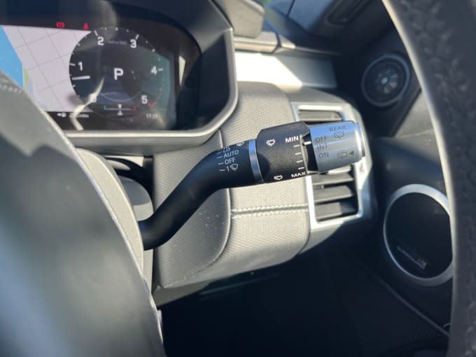 2025 Land Rover Discovery