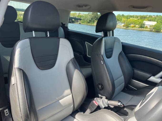 2025 Mini Hatch