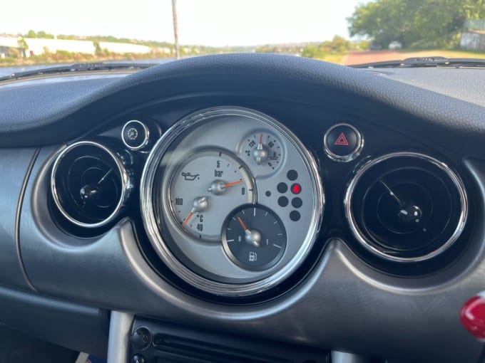 2025 Mini Hatch