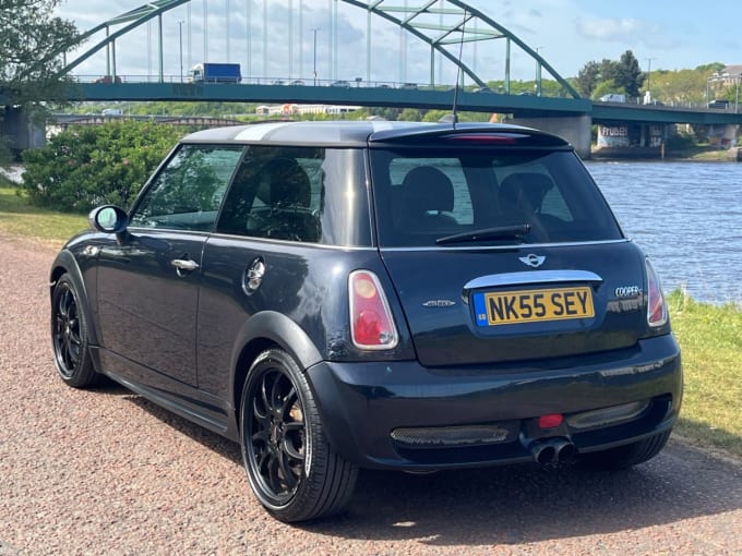 2025 Mini Hatch