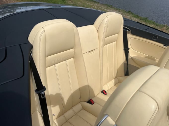 2025 Bentley Continental