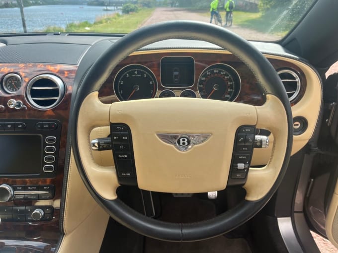 2025 Bentley Continental
