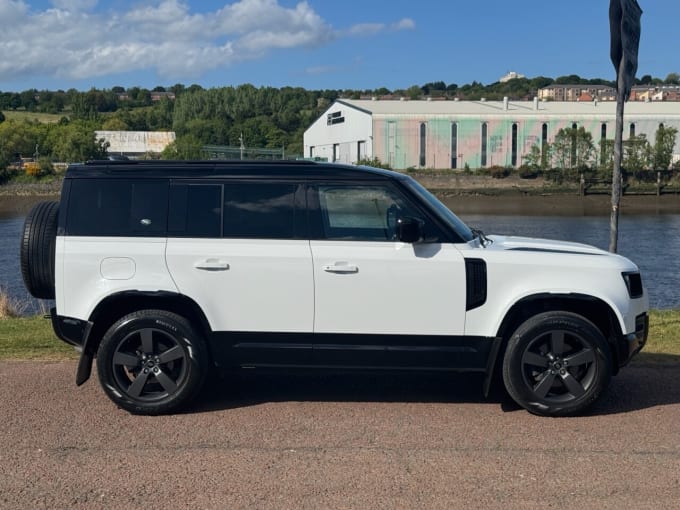 2025 Land Rover Defender