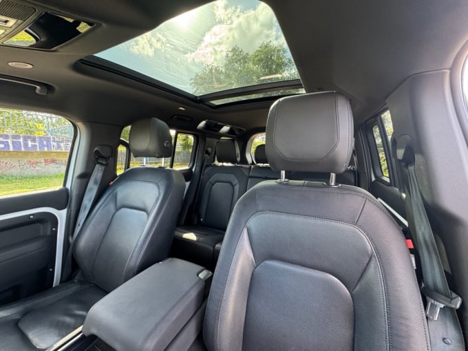 2025 Land Rover Defender