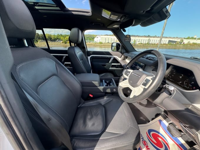 2025 Land Rover Defender