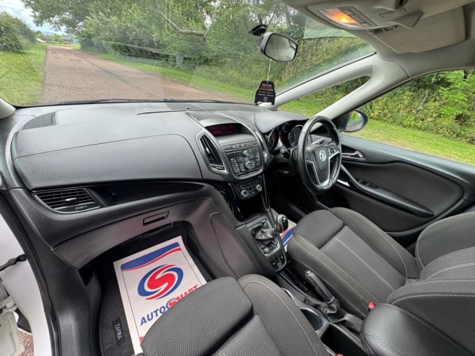 2025 Vauxhall Zafira Tourer