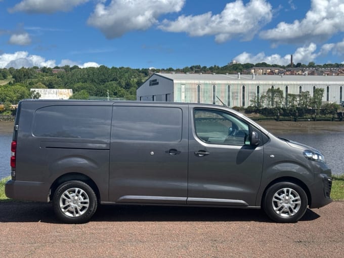 2025 Vauxhall Vivaro