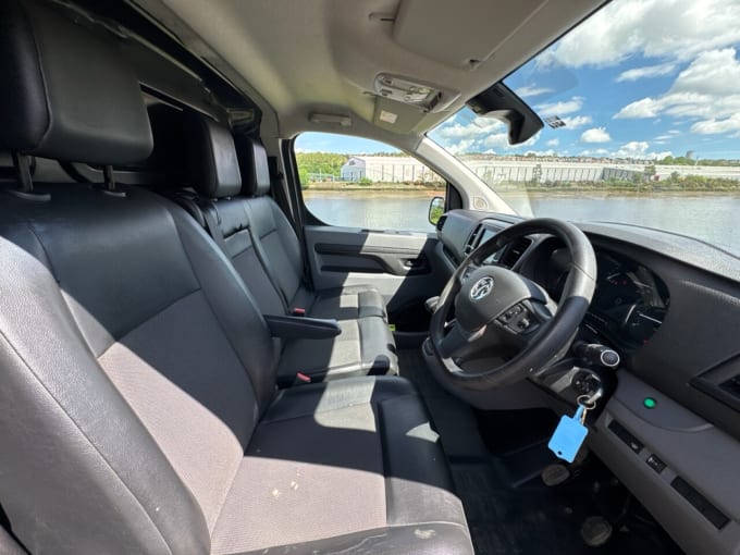 2025 Vauxhall Vivaro