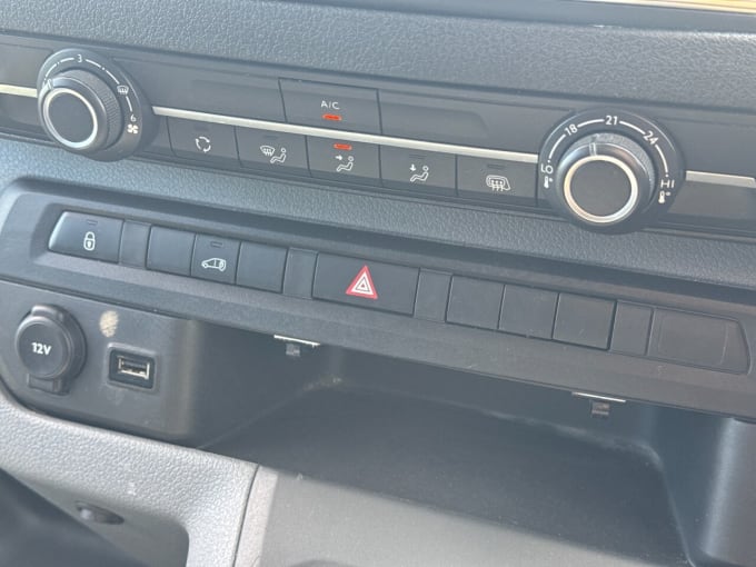 2025 Vauxhall Vivaro