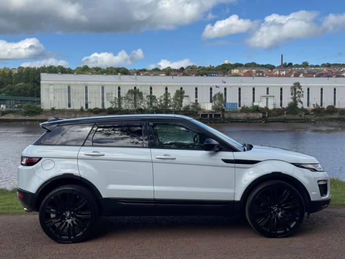 2025 Land Rover Range Rover Evoque